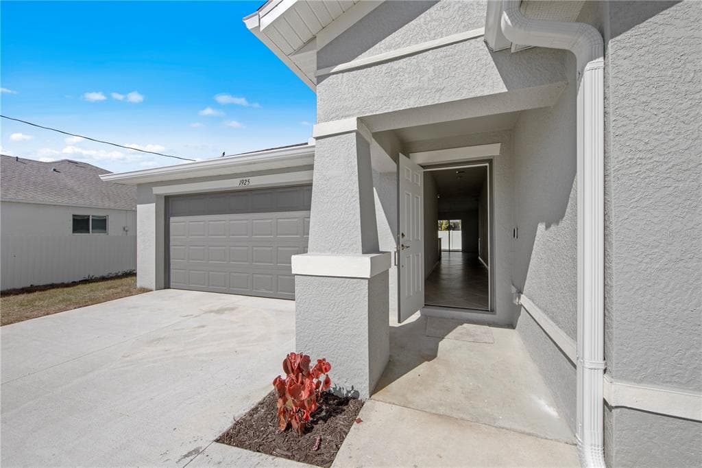21294 QUESADA AVENUE PORT CHARLOTTE, FL 33952