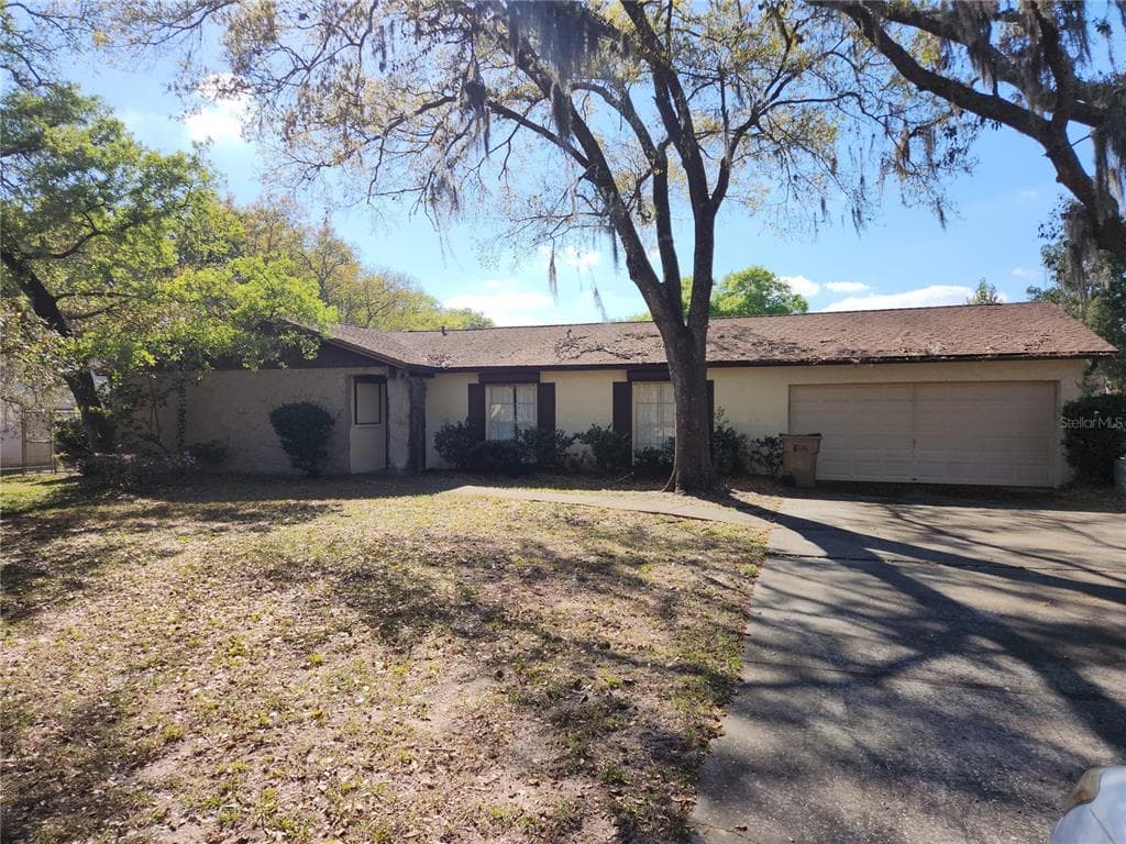 10408 N 62ND STREET TEMPLE TERRACE, FL 33617