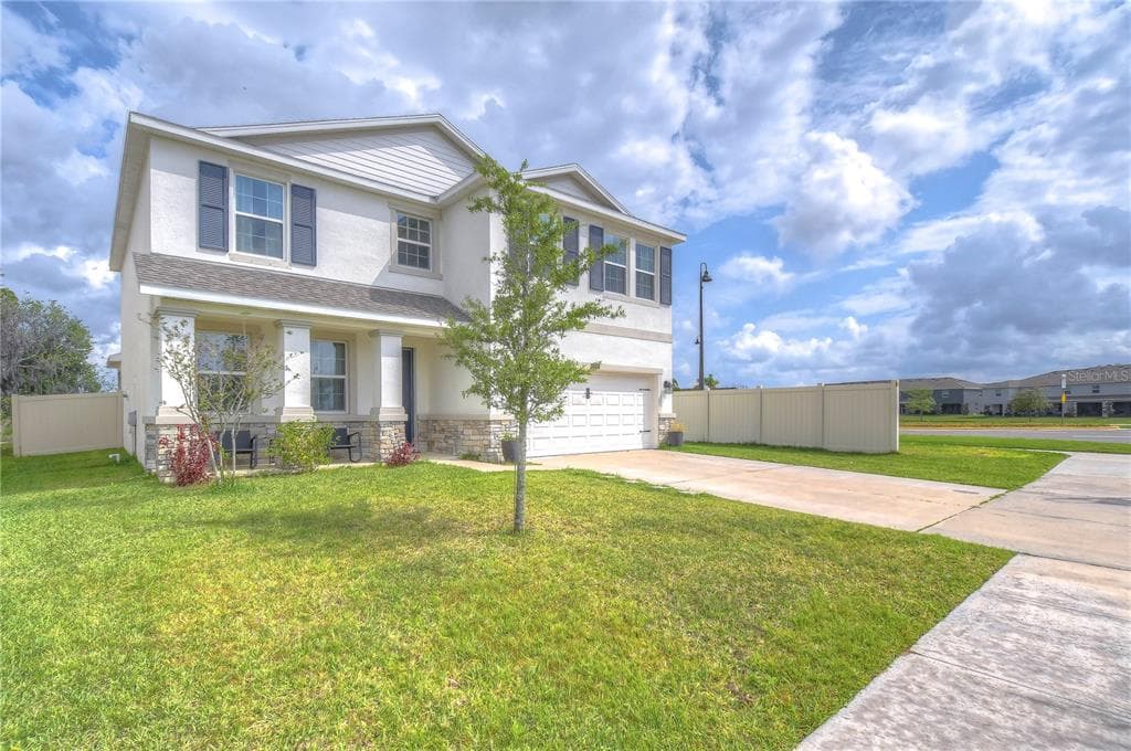 2808 LIVING CORAL DRIVE