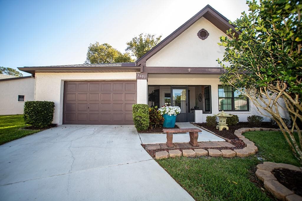3691 CRESTWOOD COURT