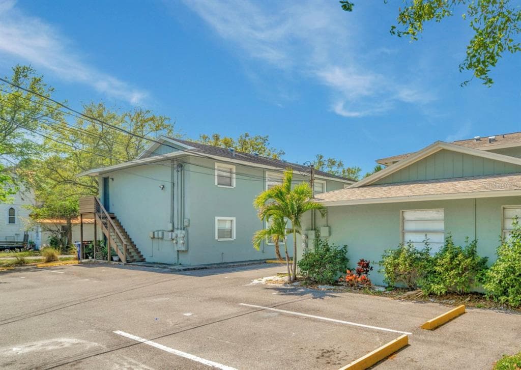 6831 S DESOTO STREET UNIT 6829-A TAMPA, FL 33616