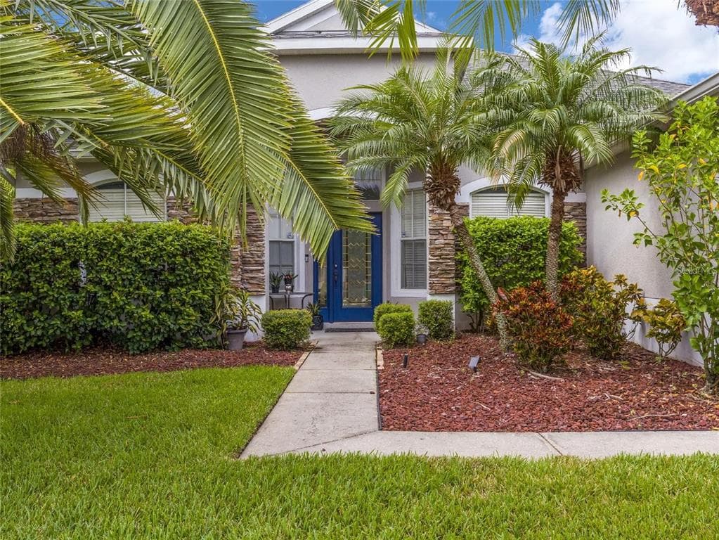27338 HOLLYBROOK TRAIL WESLEY CHAPEL, FL 33544