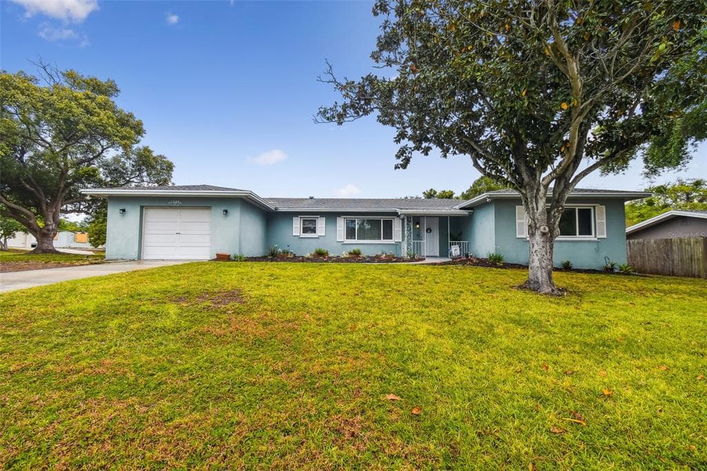 1366 BYRON DRIVE CLEARWATER, FL 33756