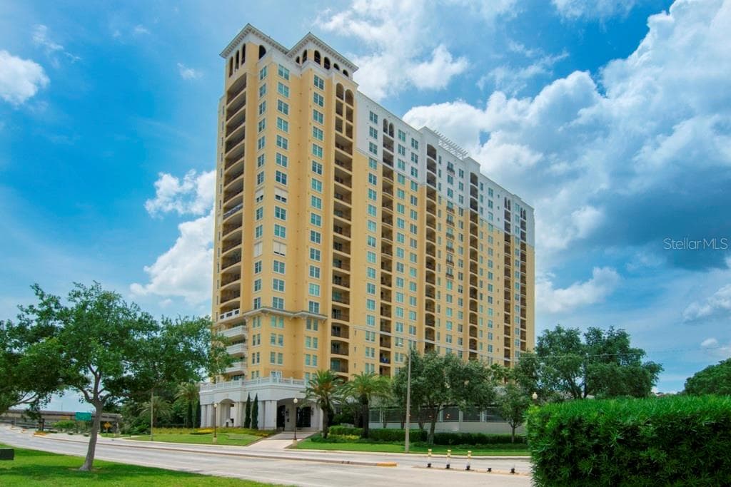 345 BAYSHORE BOULEVARD UNIT 1713 TAMPA, FL 33606