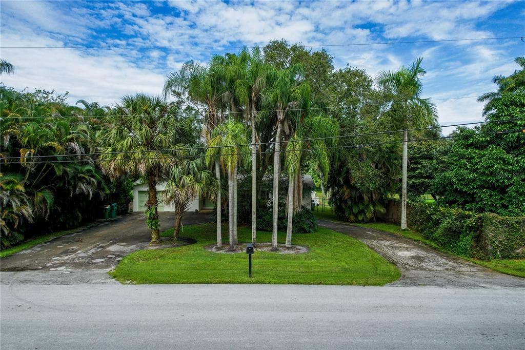 11811 NW 5TH COURT PLANTATION, FL 33325