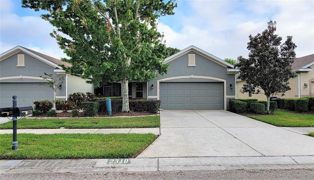 2310 BARRACUDA COURT HOLIDAY, FL 34691