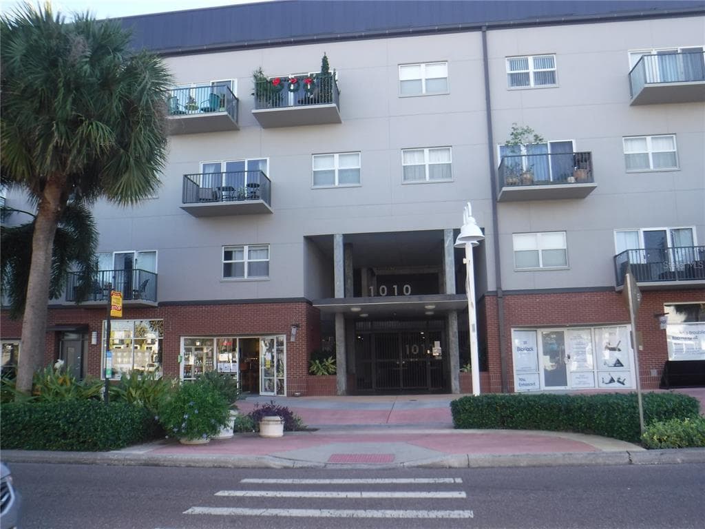 1010 CENTRAL AVENUE UNIT 431 ST PETERSBURG, FL 33705