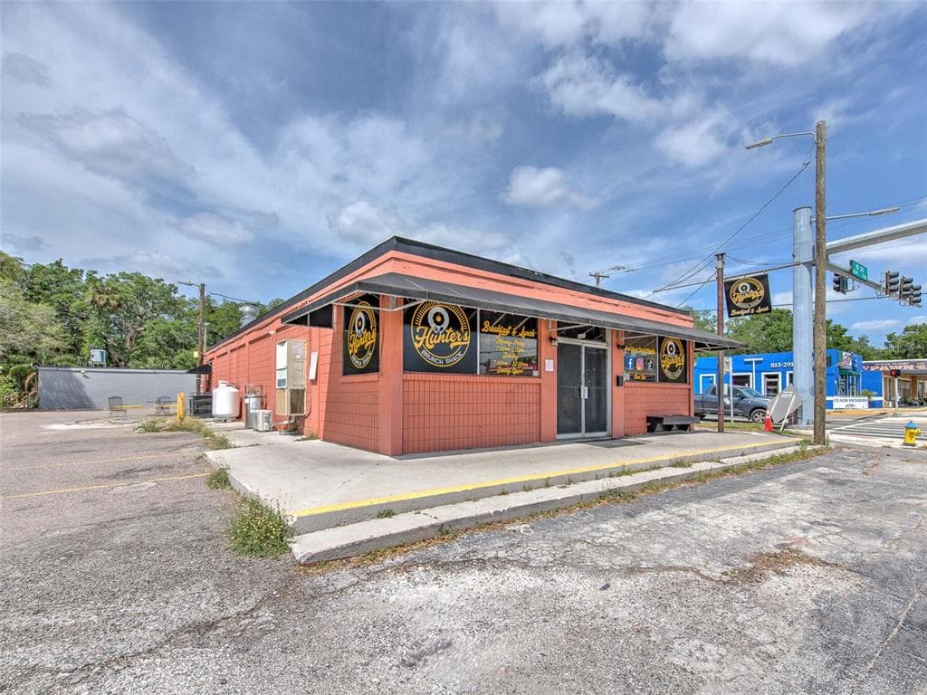 8001 S. 301 HWY RIVERVIEW, FL 33578