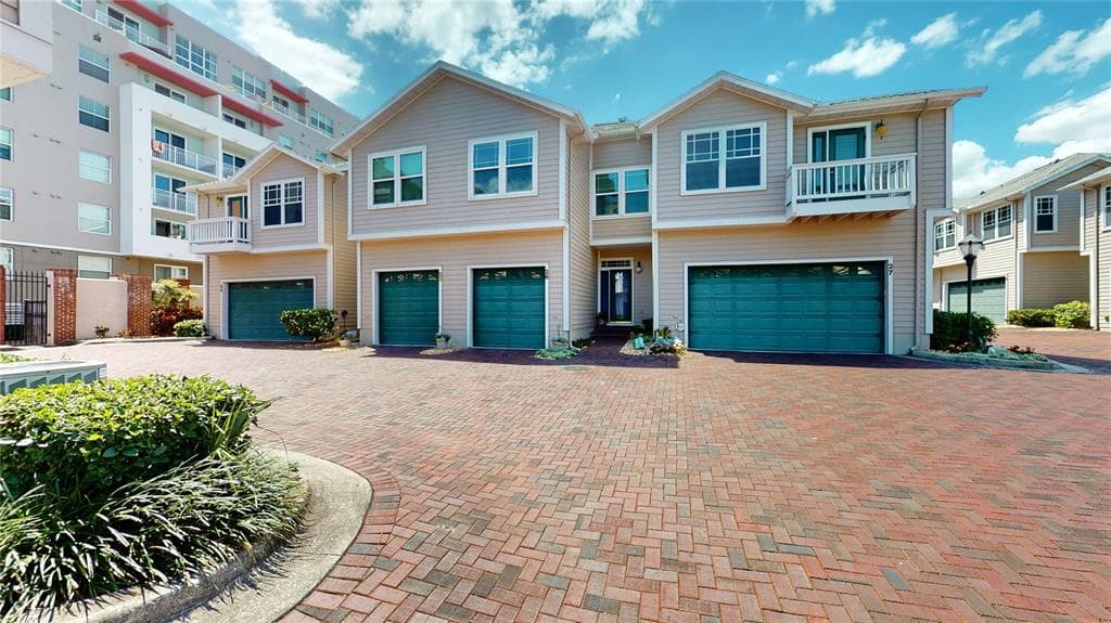 350 2ND STREET N UNIT 26 ST PETERSBURG, FL 33701