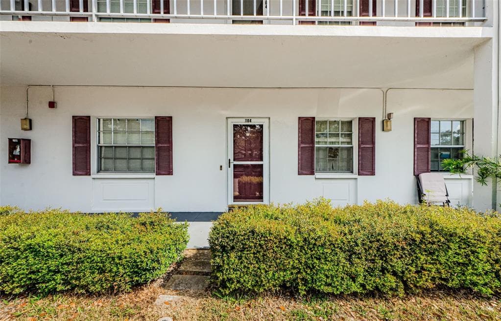 300 CLYDE LANE UNIT 104