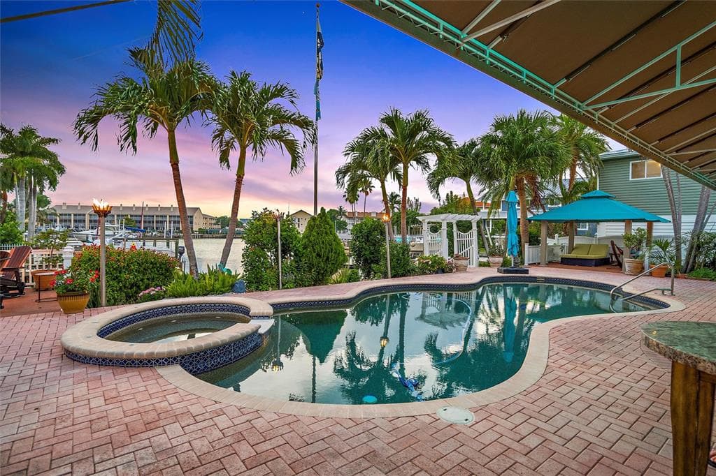 408 1ST AVENUE S TIERRA VERDE, FL 33715
