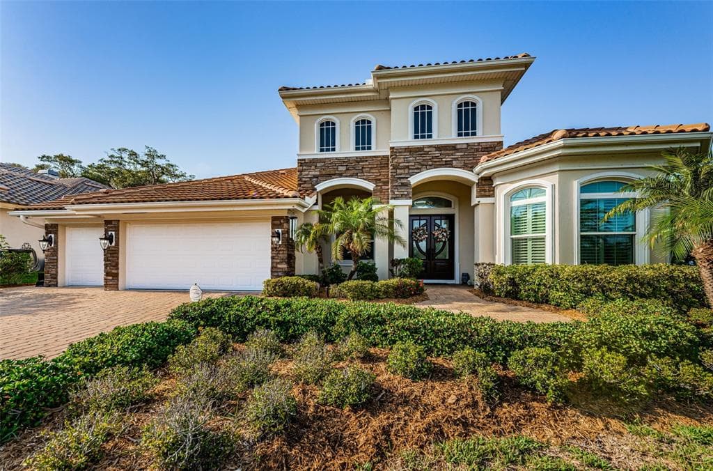 3006 WILLOW OAKS WAY CLEARWATER, FL 33759