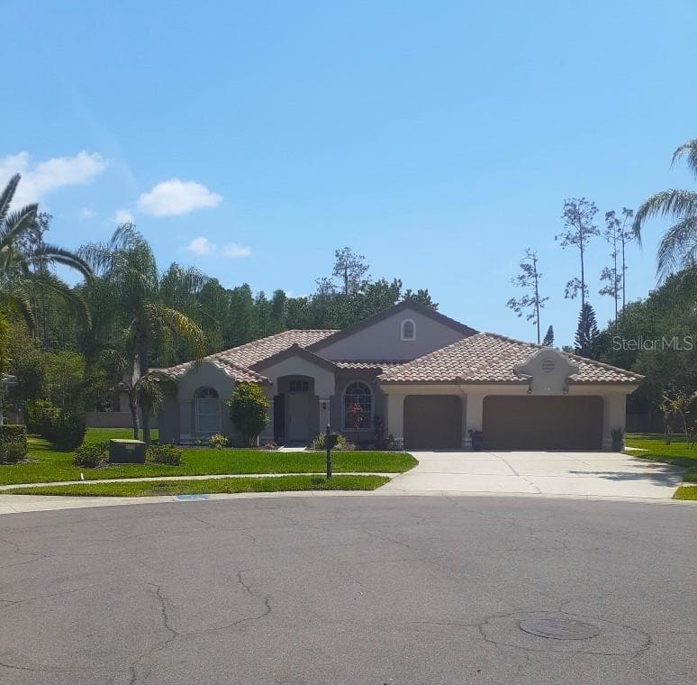 1612 CHATAM COURT