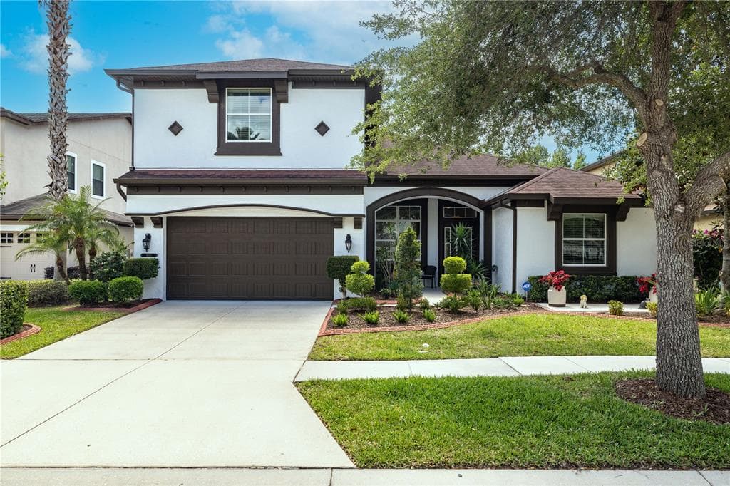 8007 CYPRESS CROSSING COURT TAMPA, FL 33647