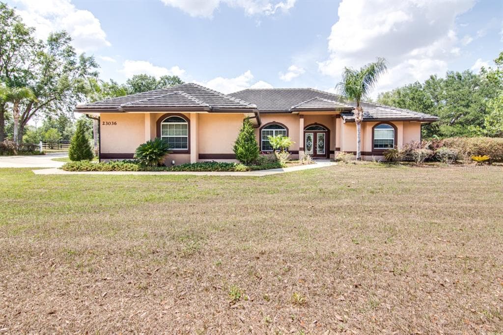 23036 EQUES LANE EUSTIS, FL 32736
