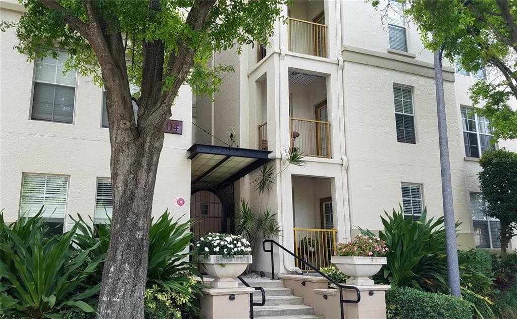 504 S ARMENIA AVENUE UNIT 1320 TAMPA, FL 33609