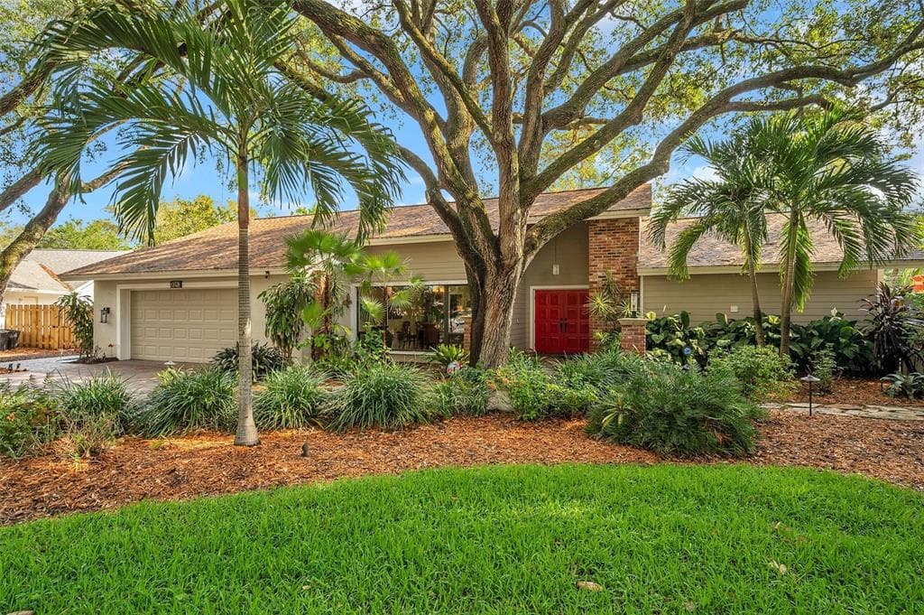 2010 OLD OAK LANE SAFETY HARBOR, FL 34695
