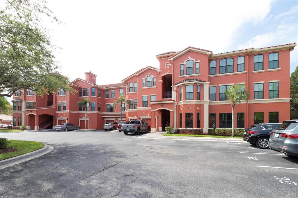 2713 VIA MURANO UNIT 221 CLEARWATER, FL 33764