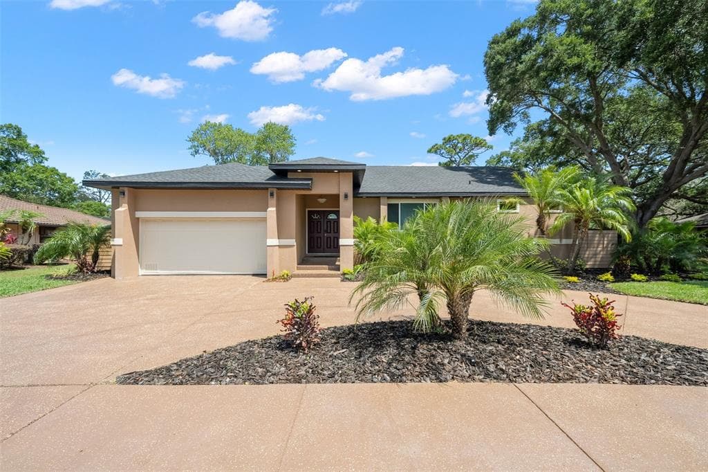107 ROSEWOOD DRIVE