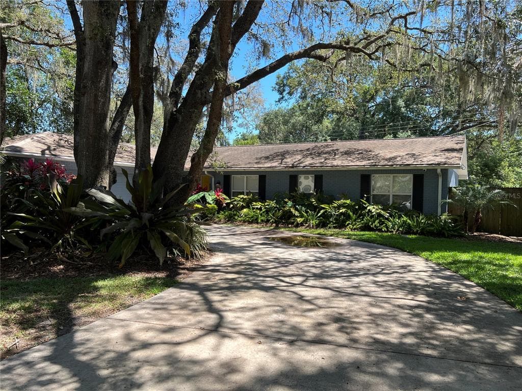 2311 GREEN LAWN STREET BRANDON, FL 33511