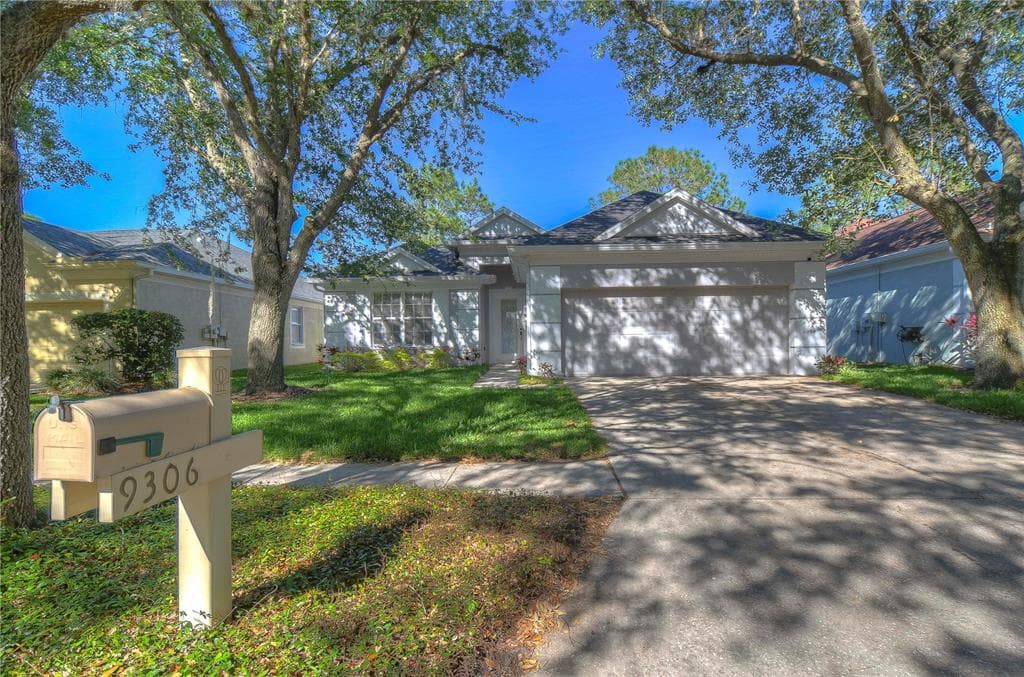9306 HUNTINGTON PARK WAY TAMPA, FL 33647