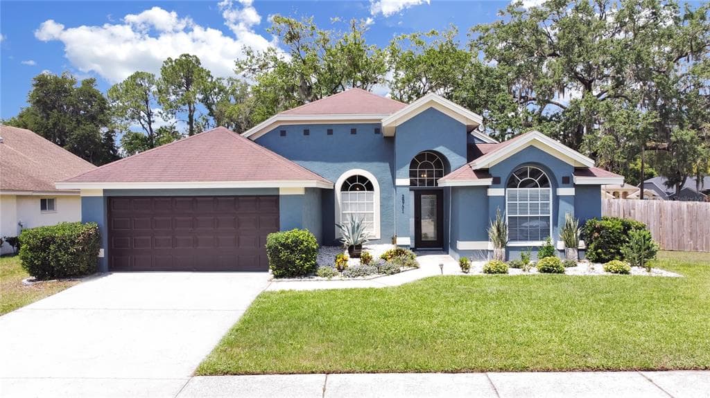 28731 RALEIGH PLACE WESLEY CHAPEL, FL 33545