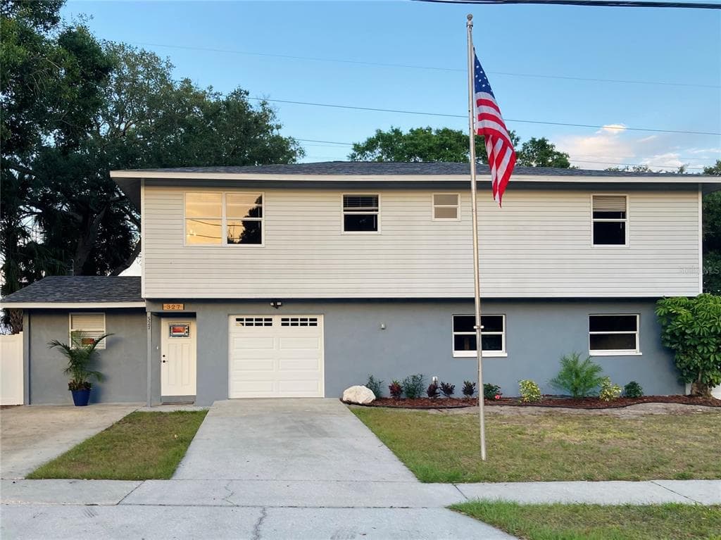 327 COUNTRY CLUB DRIVE
