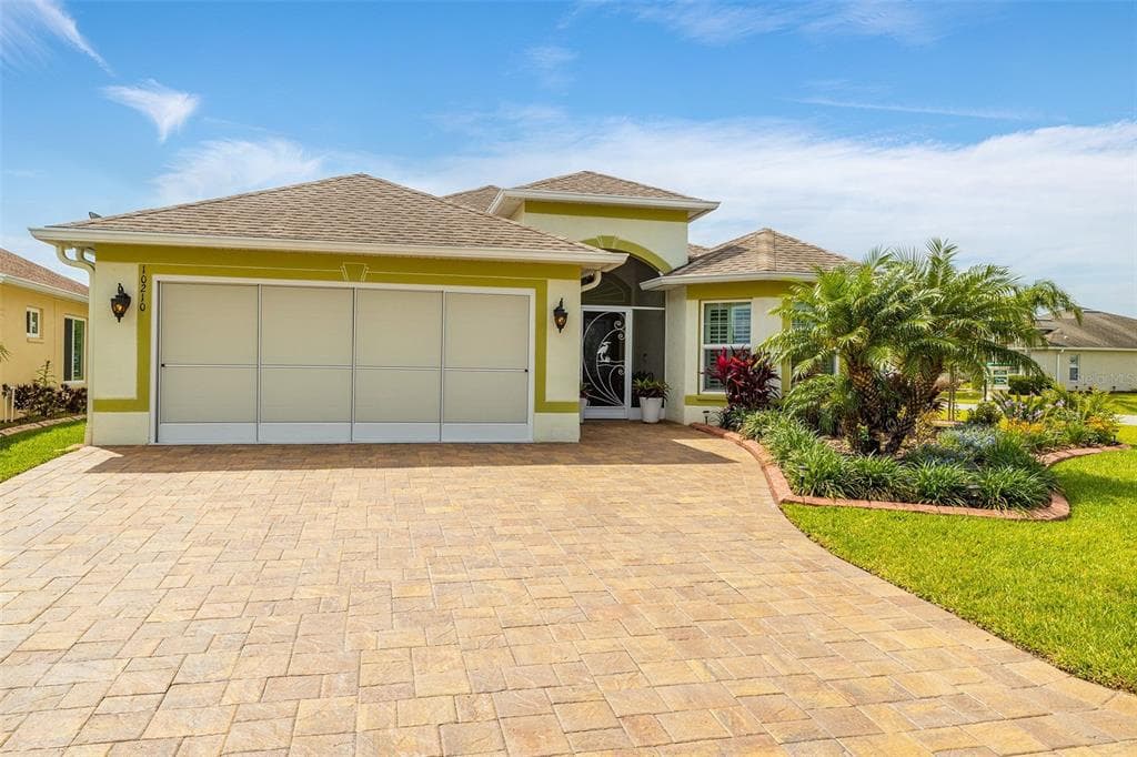 10210 BUNCOMBE WAY SAN ANTONIO, FL 33576