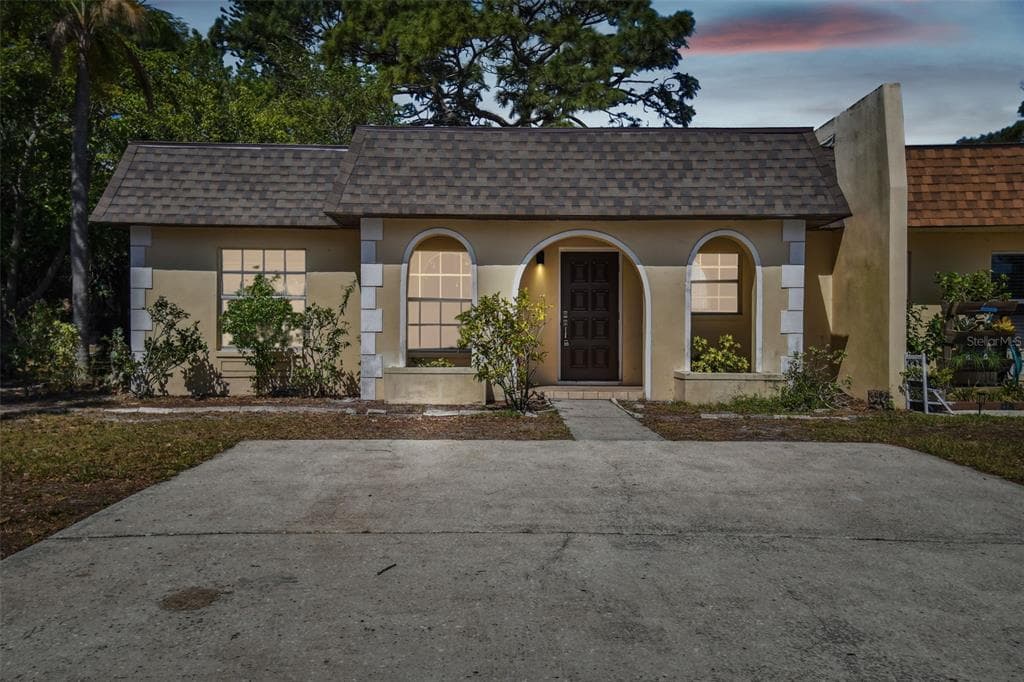 9976 83RD WAY SEMINOLE, FL 33777
