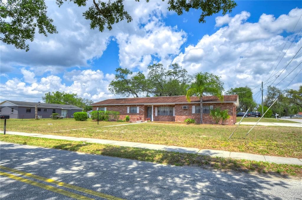 4706 E LINEBAUGH AVENUE TAMPA, FL 33617