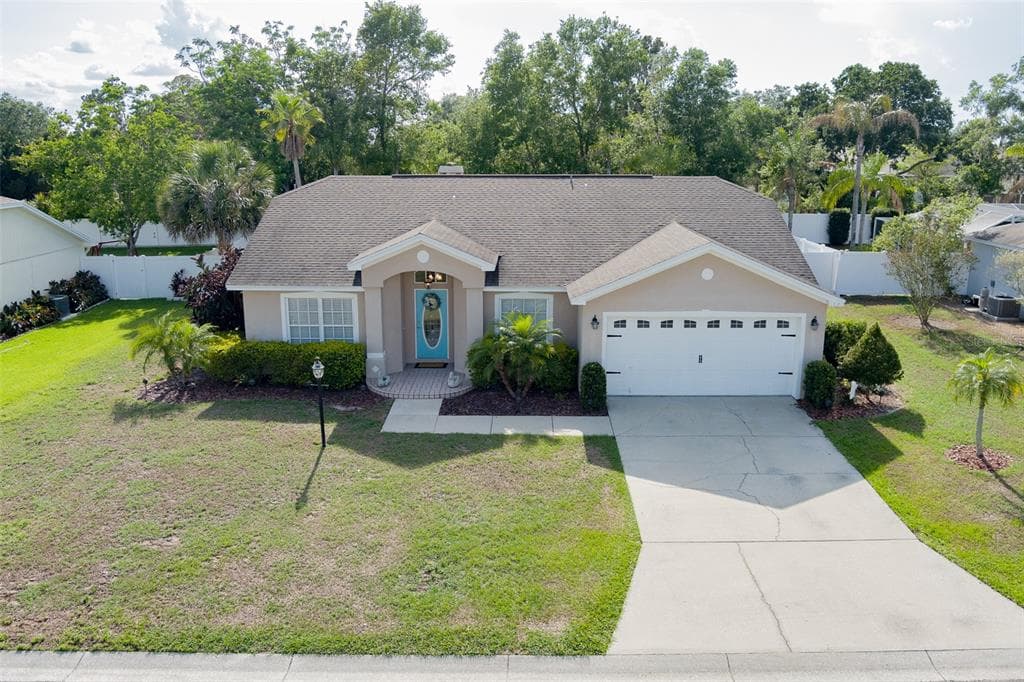 688 JESSANDA CIRCLE LAKELAND, FL 33813
