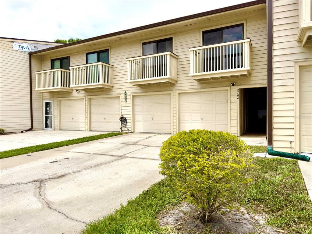 6287 92ND PLACE N UNIT 2704