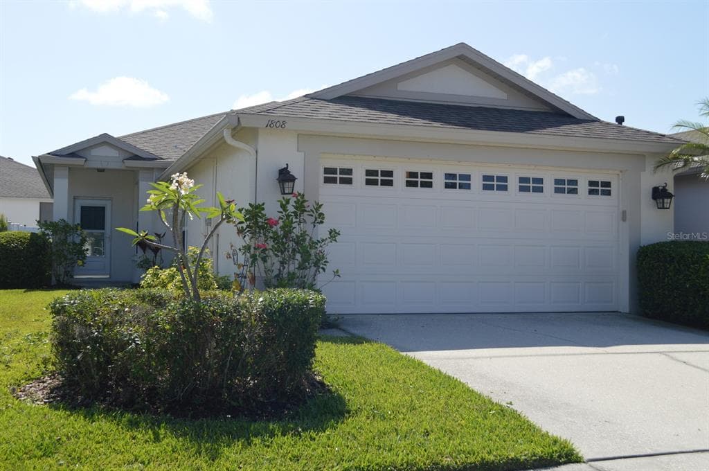 1808 ECHO POND PLACE WESLEY CHAPEL, FL 33543