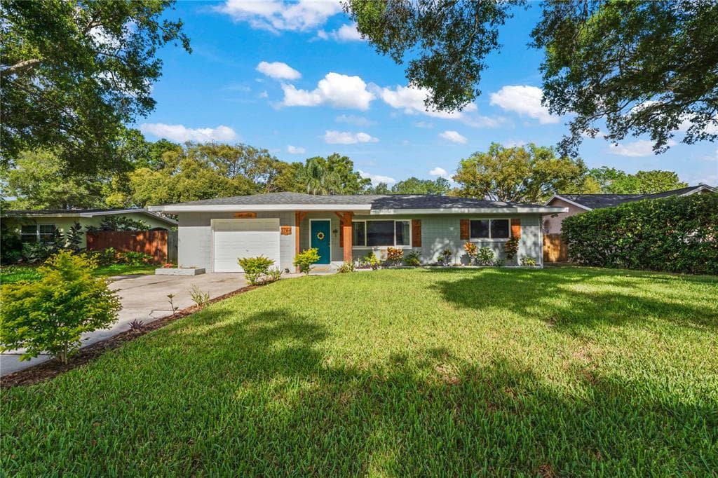 1764 EL TRINIDAD DRIVE E CLEARWATER, FL 33759