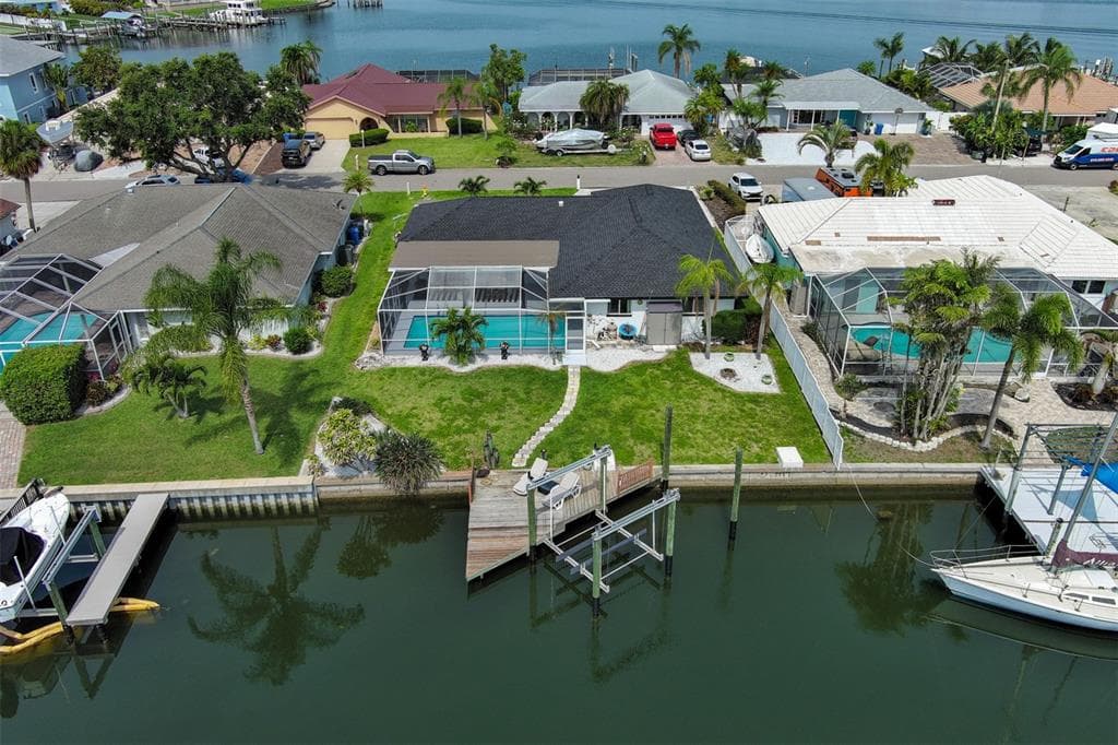 6337 COCOA LANE