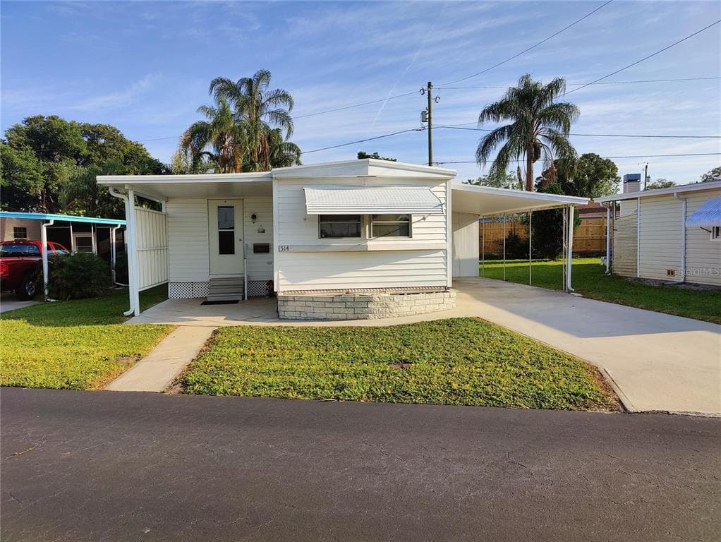 1600 N OLD COACHMAN ROAD UNIT 514 CLEARWATER, FL 33765