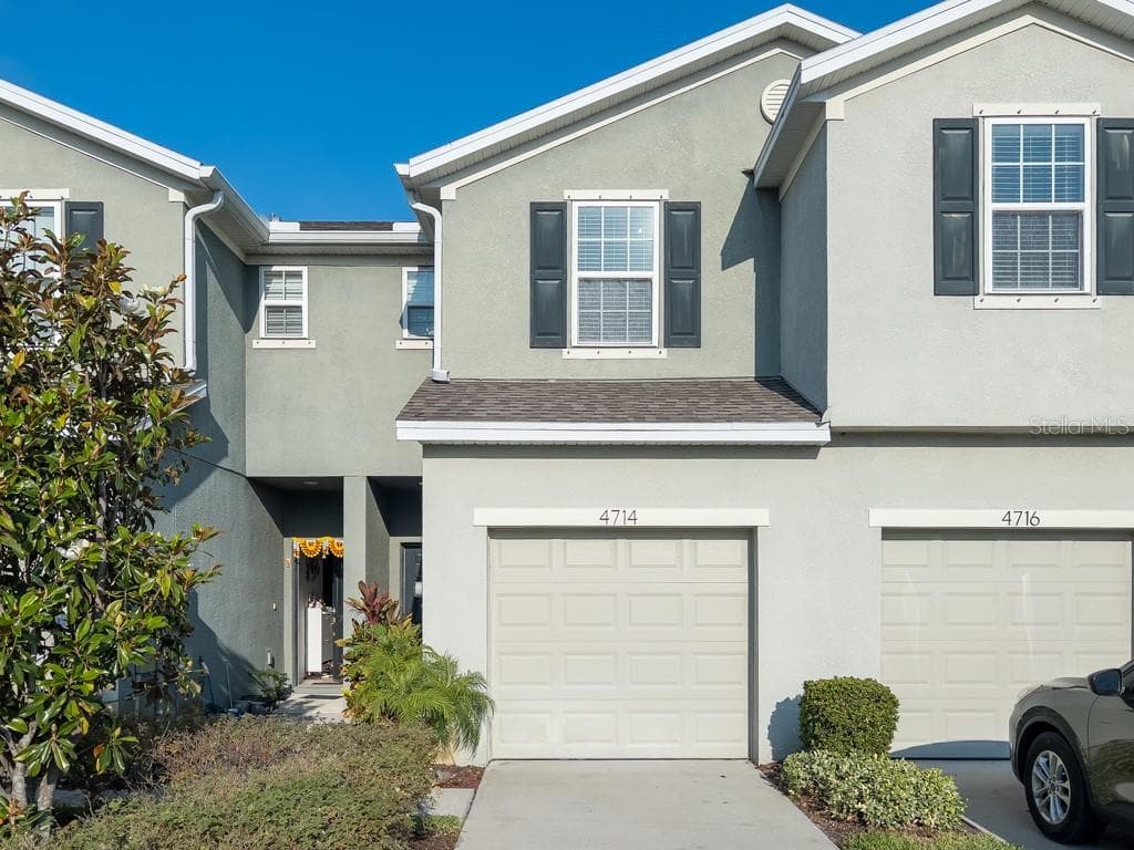 4714 WHITE SANDERLING COURT TAMPA, FL 33619