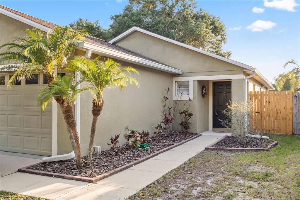 8423 DEER CHASE DRIVE RIVERVIEW, FL 33578
