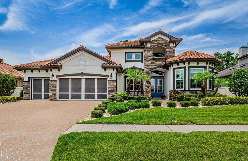 2142 SCARLET OAKS STREET CLEARWATER, FL 33759