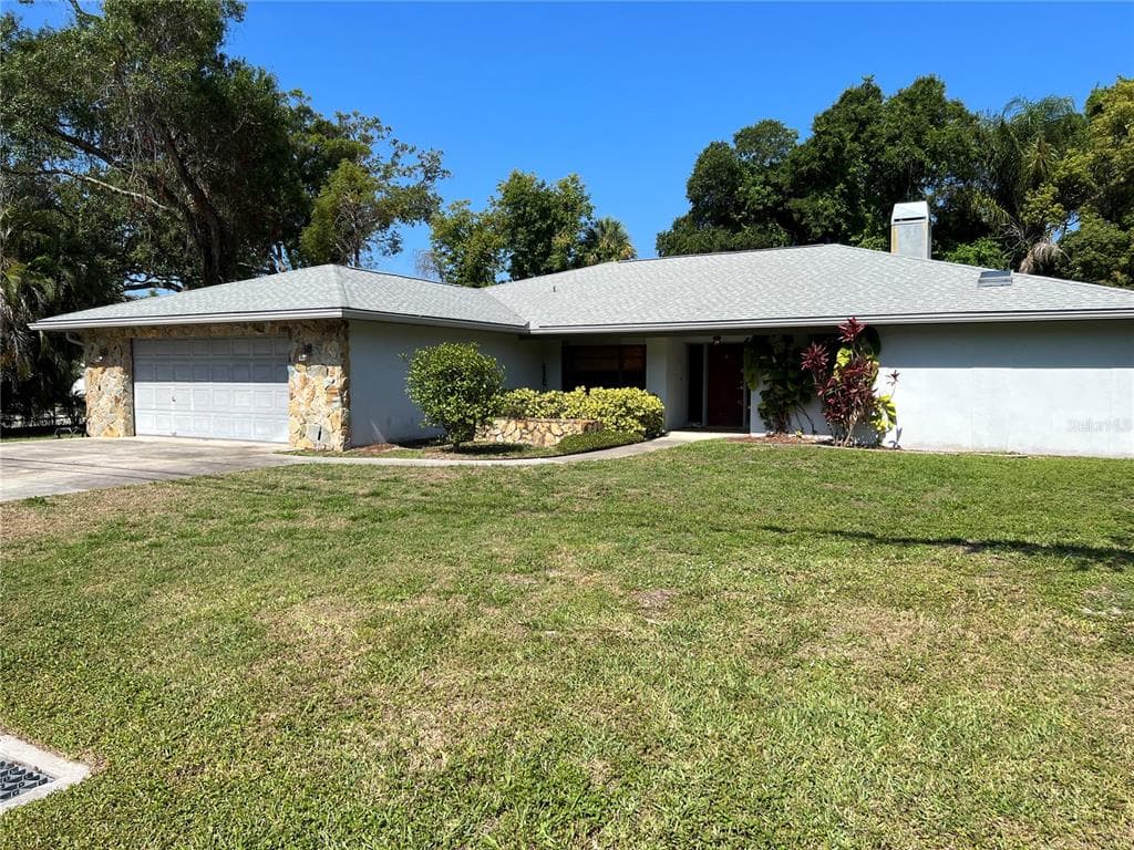7370 131ST STREET SEMINOLE, FL 33776