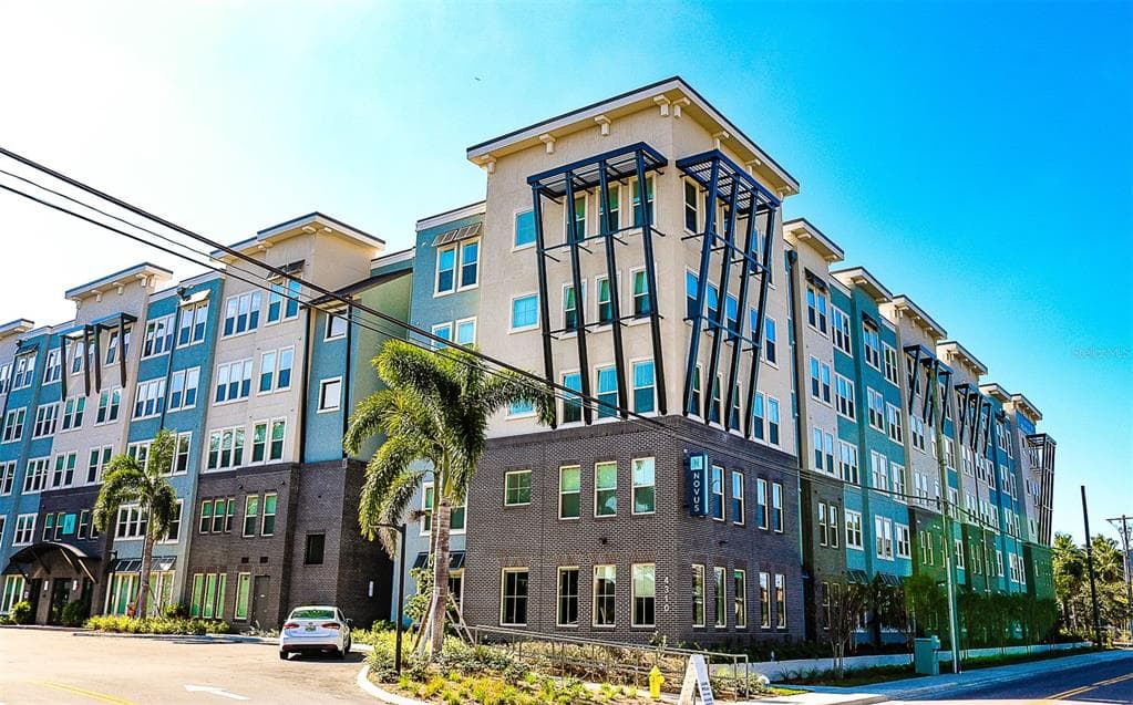 4310 W SPRUCE STREET UNIT 406 TAMPA, FL 33607