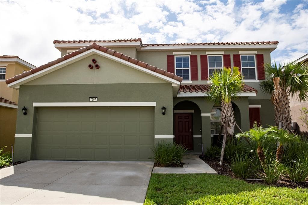 7607 OAKMOSS LOOP