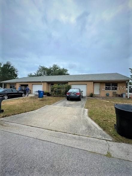 121 NE JEFFERSON CIRCLE N ST PETERSBURG, FL 33702