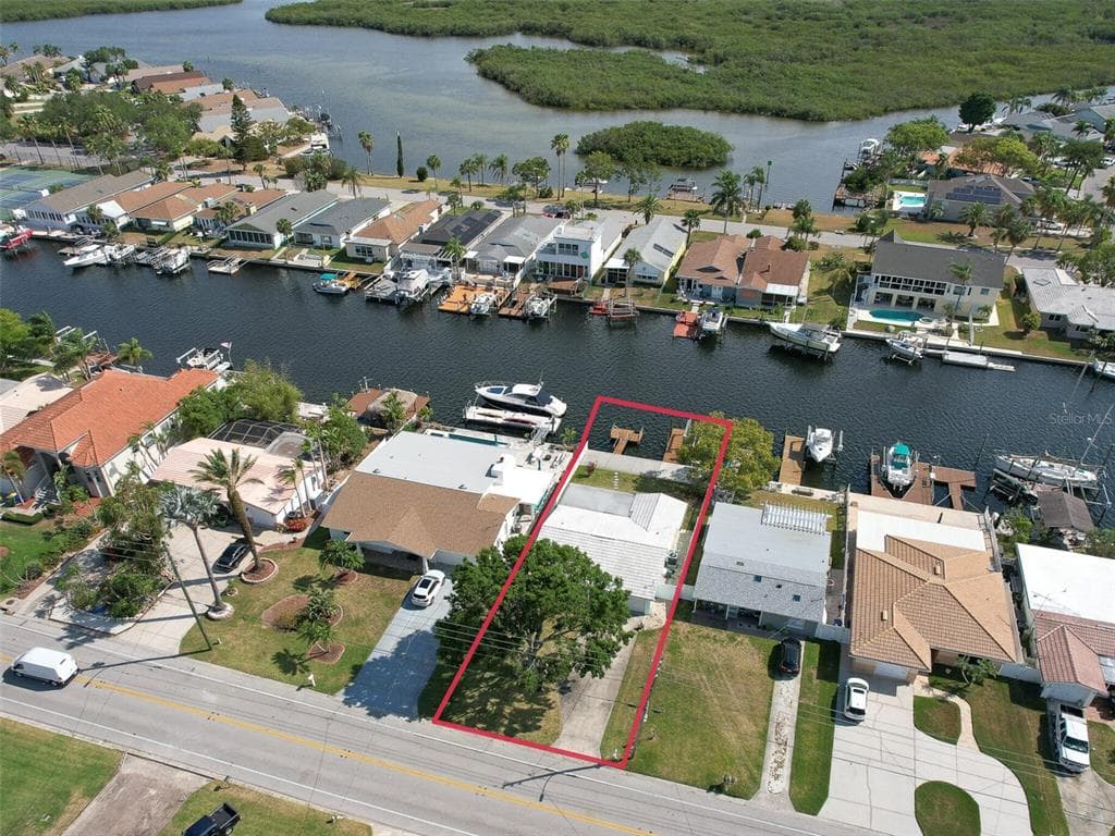 3961 FLORAMAR TERRACE NEW PORT RICHEY, FL 34652