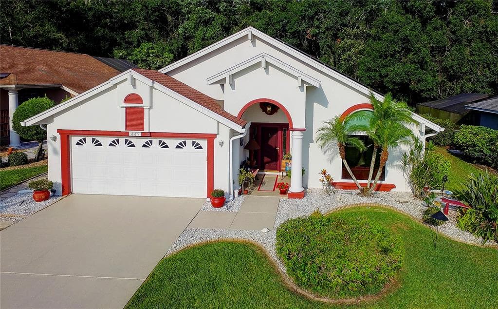 889 CRESTRIDGE CIRCLE TARPON SPRINGS, FL 34688