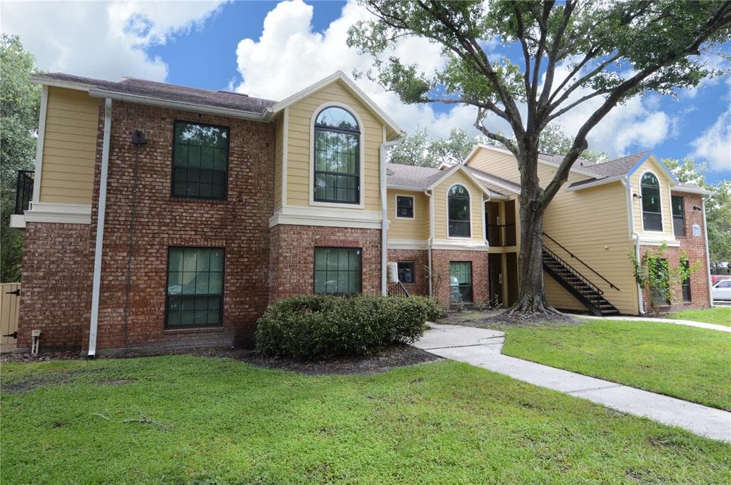 8642 MALLARD RESERVE DRIVE UNIT 203 Furnished TAMPA, FL 33614