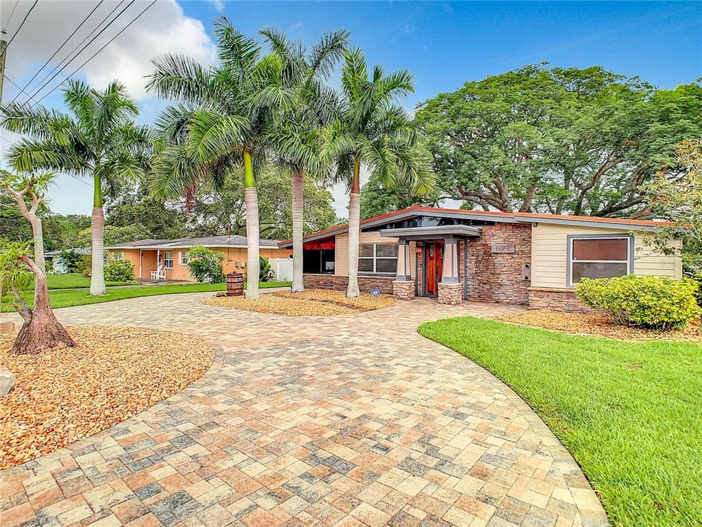 1192 JACKMAR ROAD DUNEDIN, FL 34698