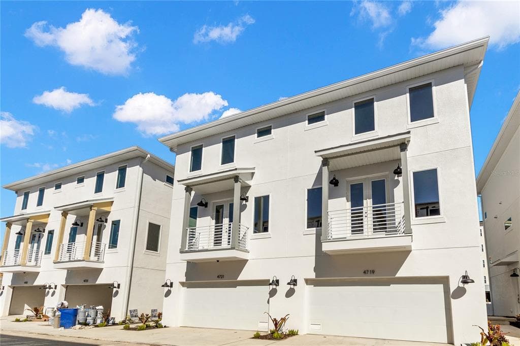 4757 LEGACY PARK DRIVE TAMPA, FL 33611
