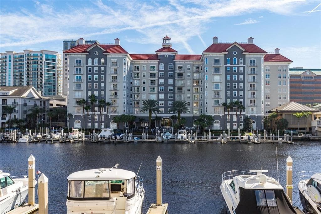 700 S HARBOUR ISLAND BOULEVARD UNIT 116 TAMPA, FL 33602
