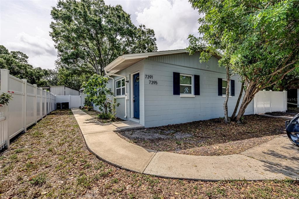 7395 34TH STREET N PINELLAS PARK, FL 33781
